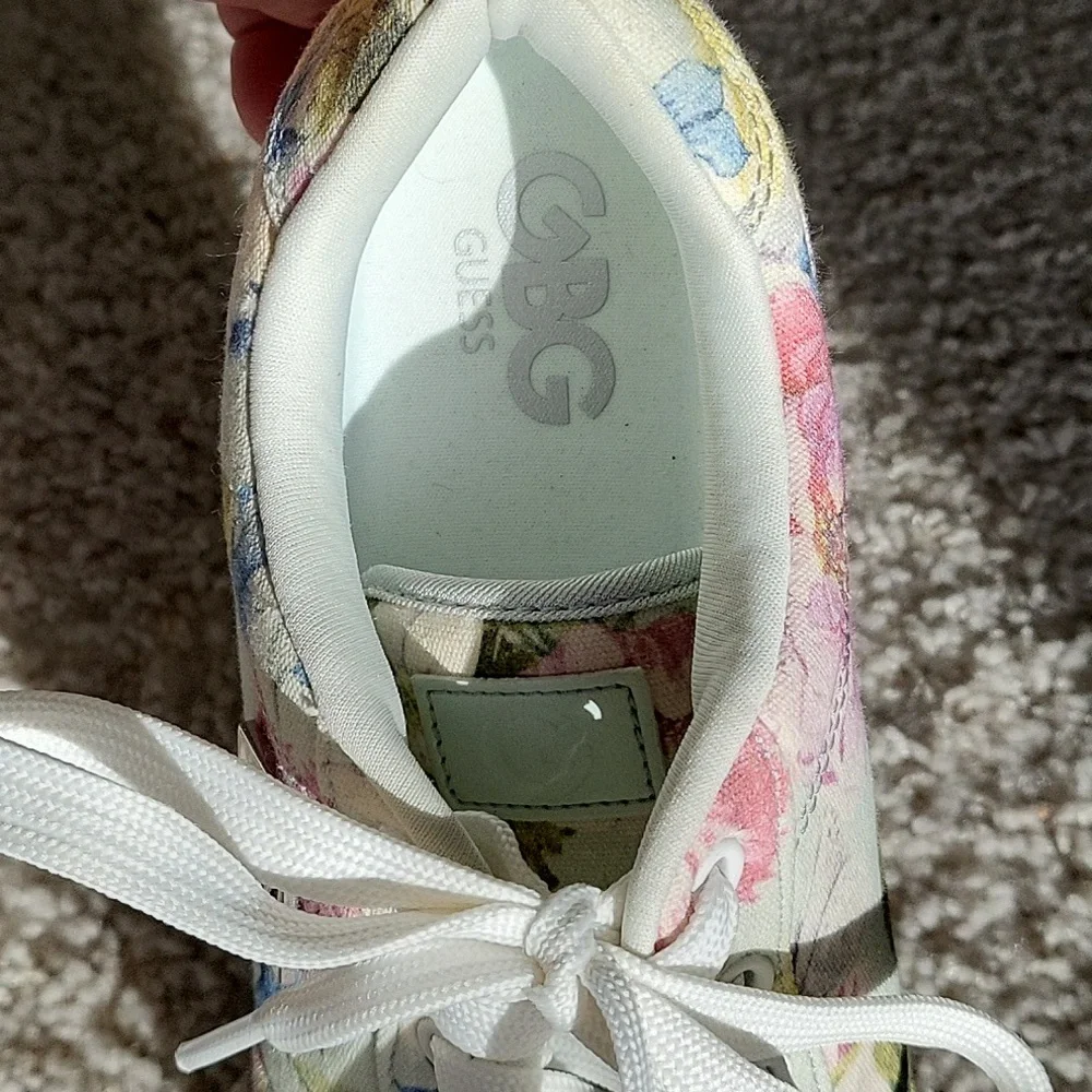 GBG - Picture 8 of 8